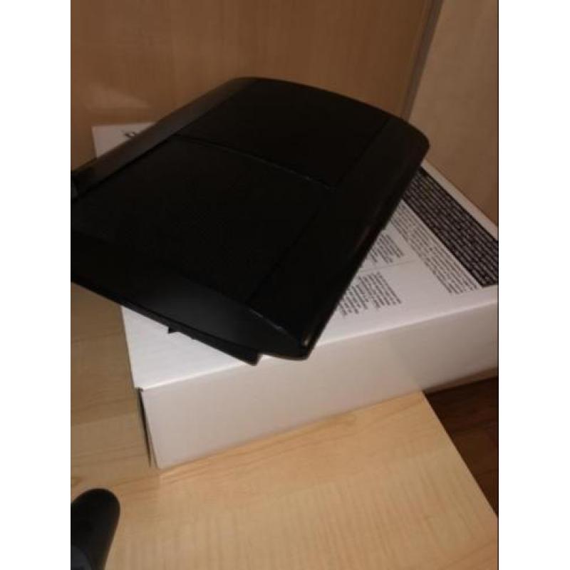 Ps3 met 4 spellen en 2 controlers